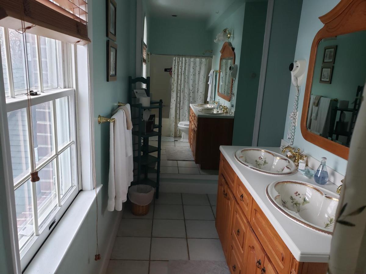 Blue Heron Inn - A Bed And Breakfast Llc Solomons Eksteriør bilde